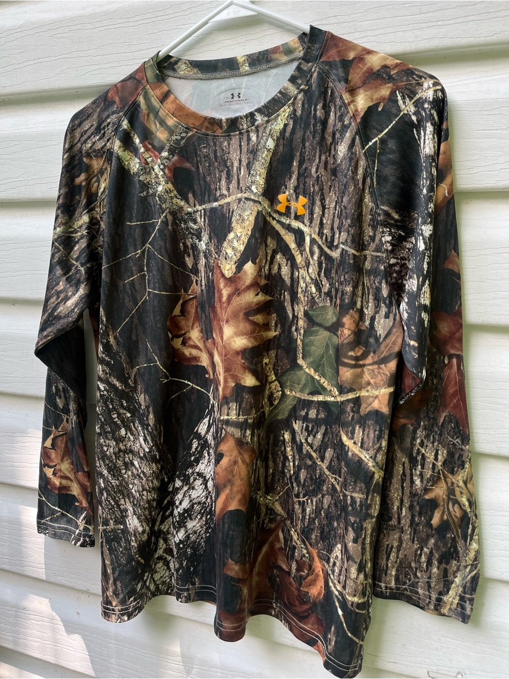 Under Armour Men’s Long-Sleeve Camo Performance Shirt - Brown/Green